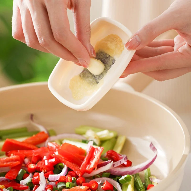 Handy Kitchen Crusher Tool